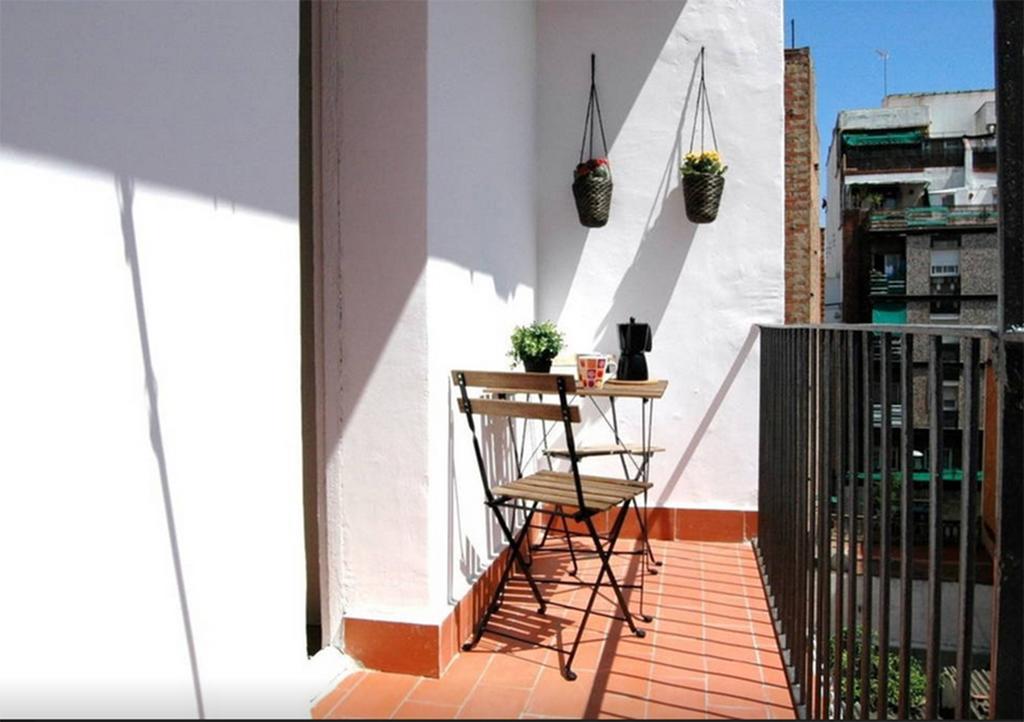 Bcn4Days 24/7 Apartments Оспиталет-де-Льобрегат Экстерьер фото